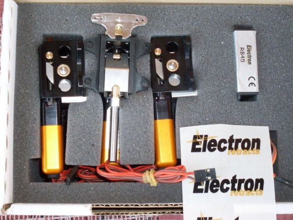 Carrelli Elettrici “ELECTRON-RETRACTS” - Recensioni degli utenti di  modellismo