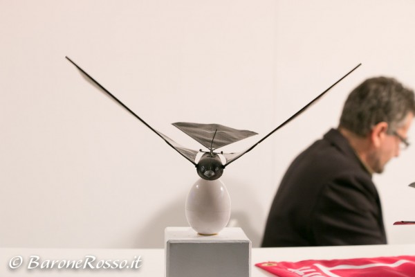 Bionic Bird - Novità Spielwarenmesse Toy Fair 2015