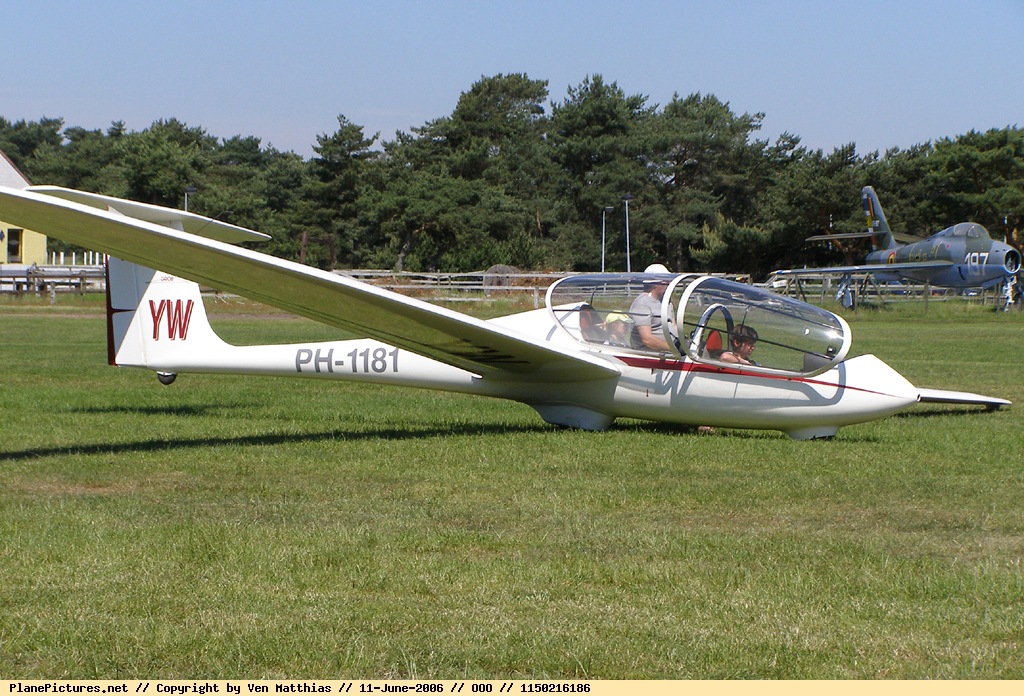 Grob G103C Twin III Acro - BaroneRosso.it - Forum Modellismo